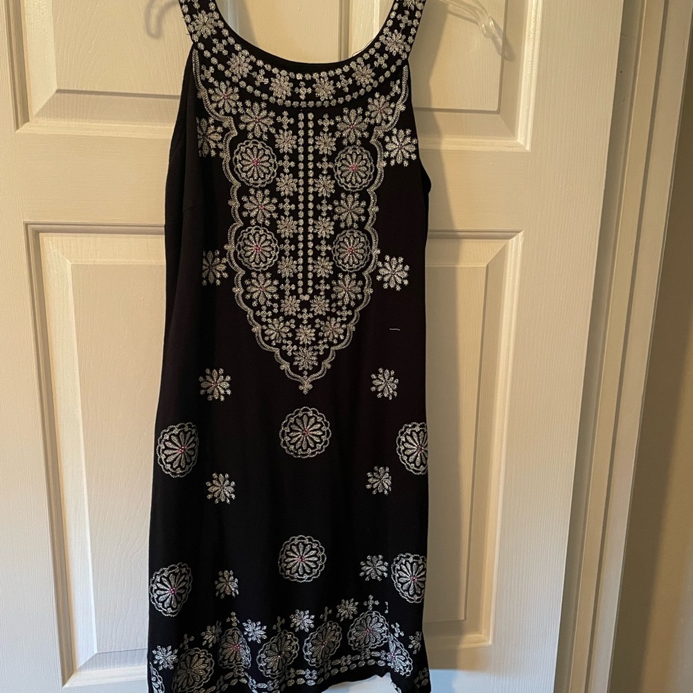 INC, Blk dress w silver & hot pink accidents